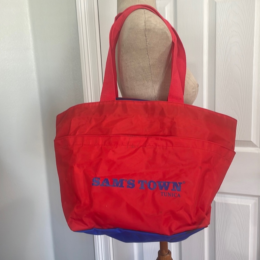 Sams town tunica shoulder bag red and blue tote